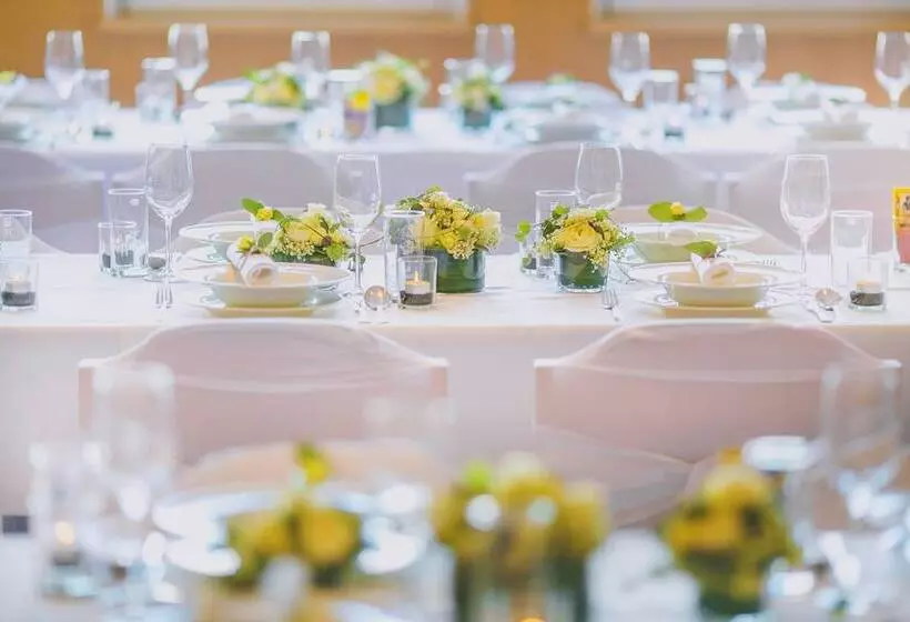 ホテル Gasthof Zur Traube