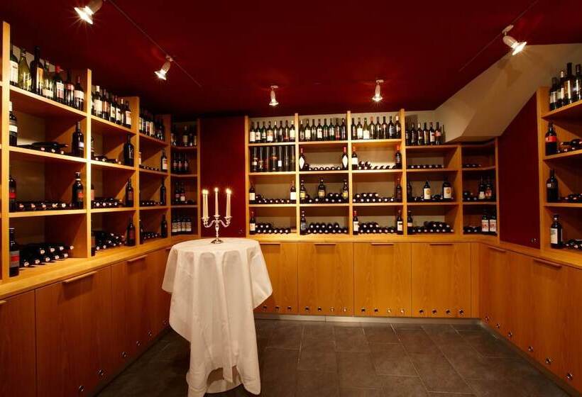 Отель Gasthof Zur Traube