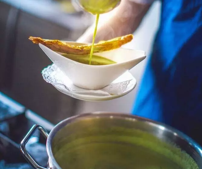 ホテル Gasthof Zur Traube