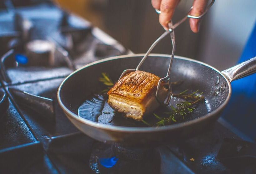 Отель Gasthof Zur Traube