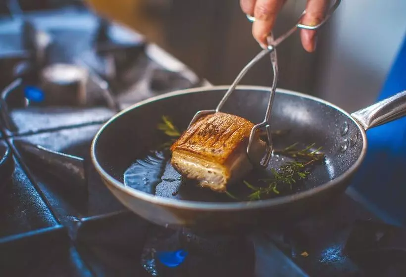 ホテル Gasthof Zur Traube