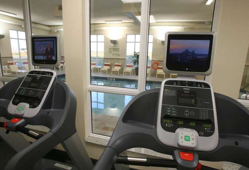 ホテル Hampton Inn & Suites By Hilton Red Deer