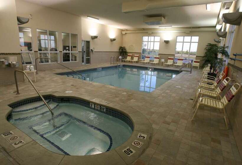 ホテル Hampton Inn & Suites By Hilton Red Deer