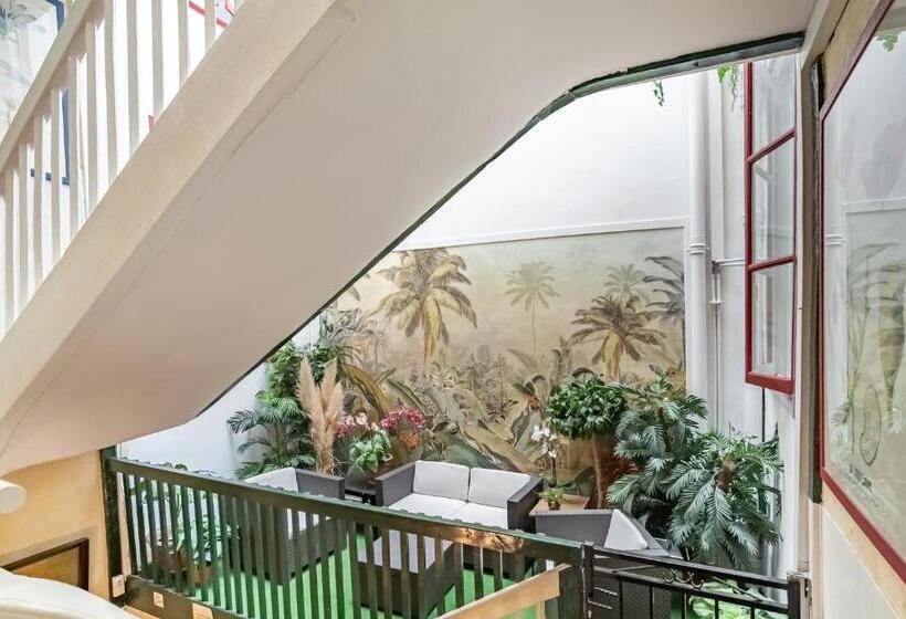 هتل Hôtel Des Arceaux