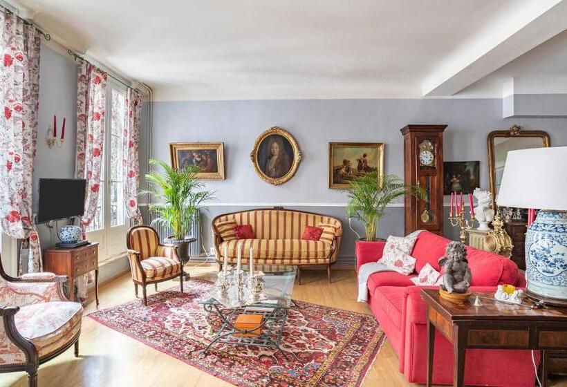 هتل Hôtel Des Arceaux