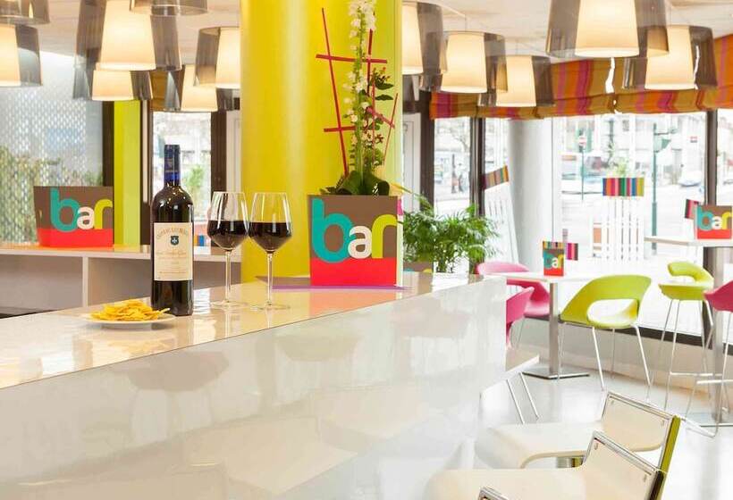 Отель Ibis Styles Bordeaux Saint Médard