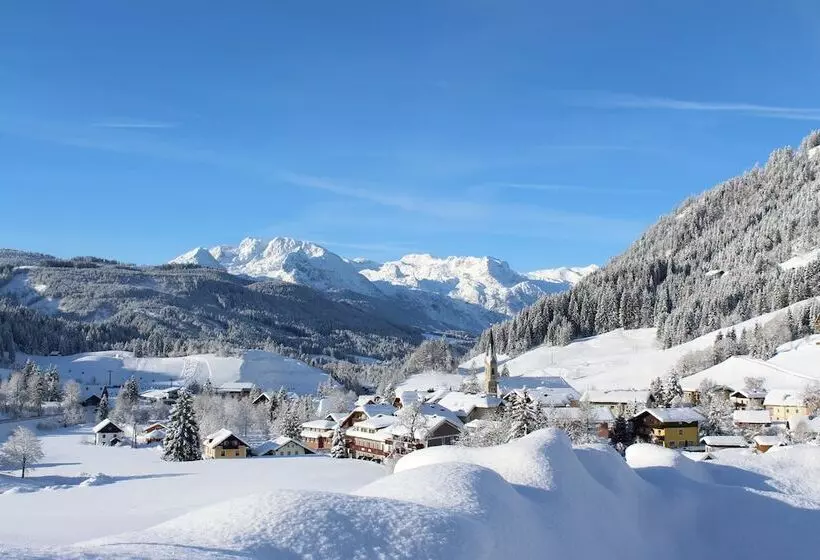 בית מלון כפרי Kerschbaumer