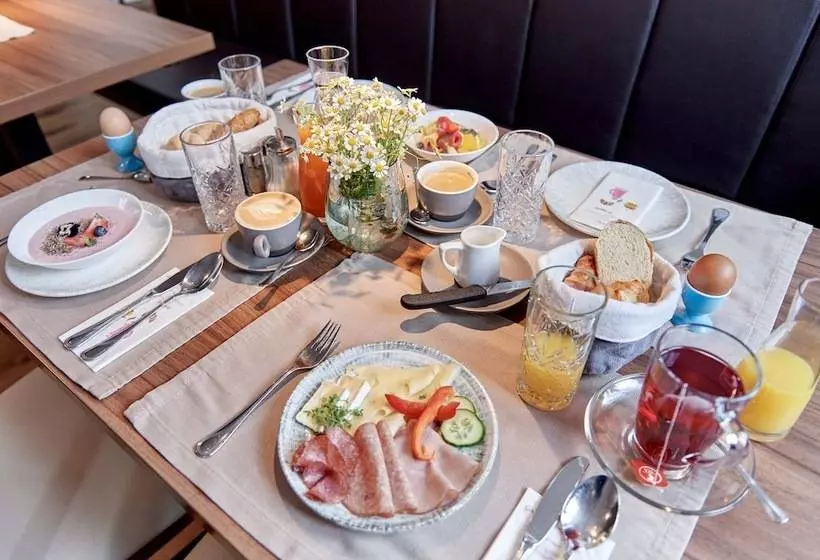 בית מלון כפרי Kerschbaumer