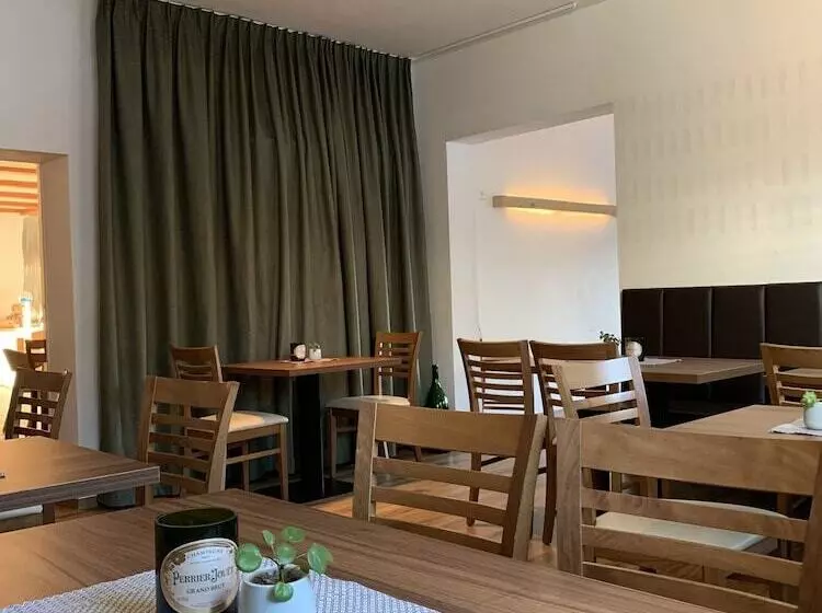 בית מלון כפרי Kerschbaumer