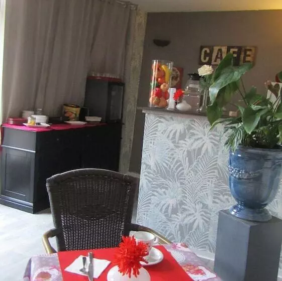 호텔 Le Cérétan Hôtel