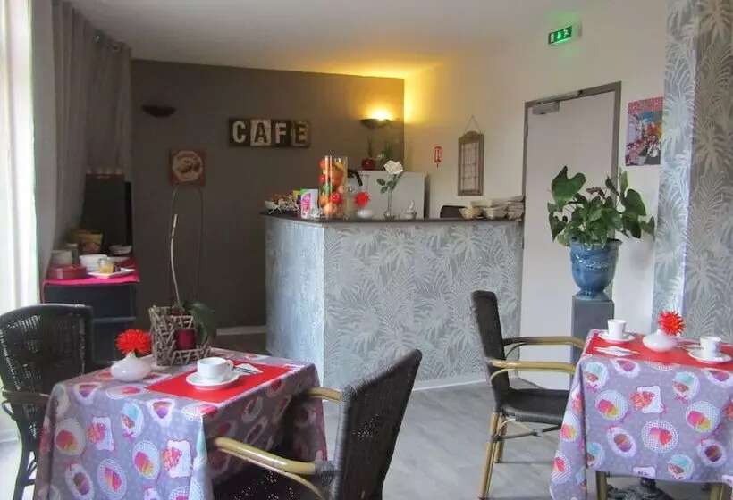 호텔 Le Cérétan Hôtel