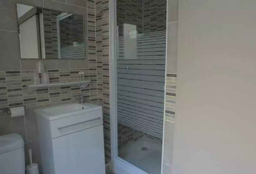 호텔 Le Cérétan Hôtel