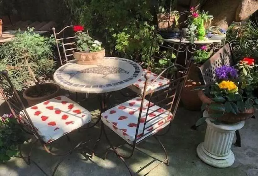 هتل Logis Hôtel Villa Victorine