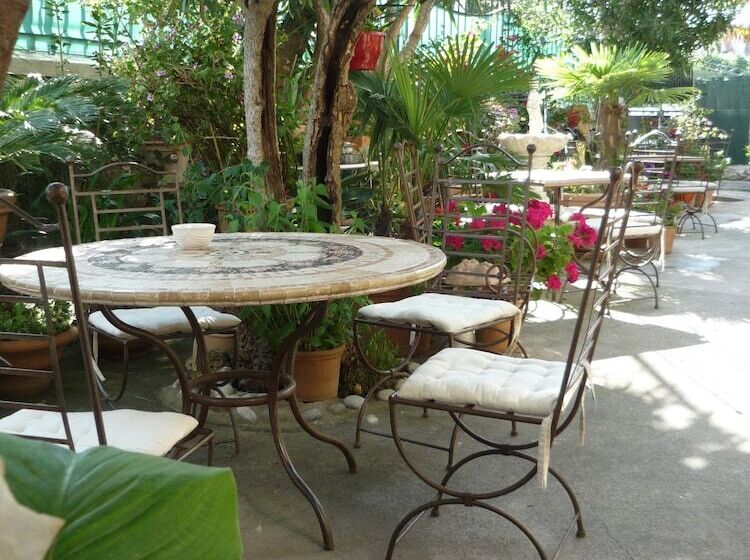 هتل Logis Hôtel Villa Victorine