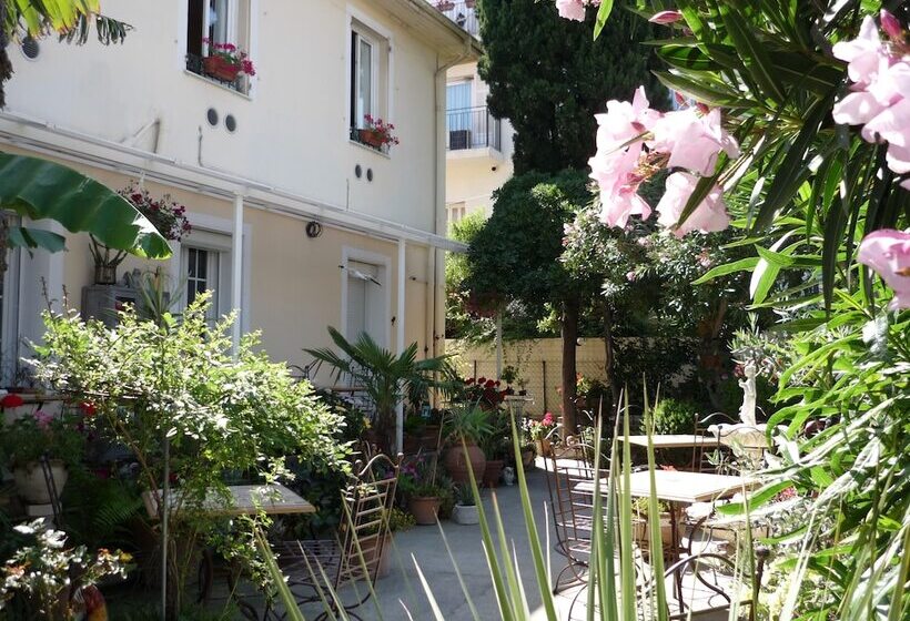 هتل Logis Hôtel Villa Victorine