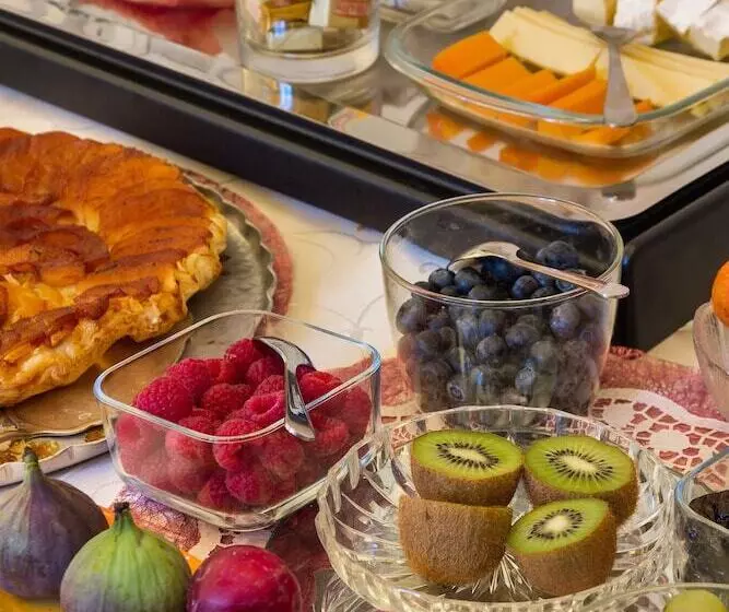 هتل Logis Hôtel Villa Victorine