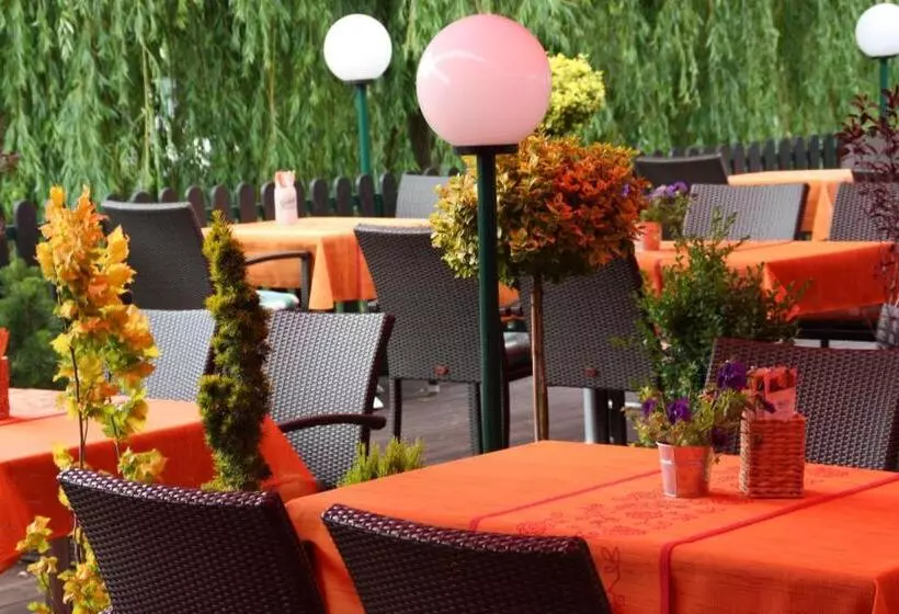 فندق & Restaurant 5 Linden