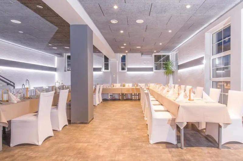 ホテル & Restaurant 5 Linden