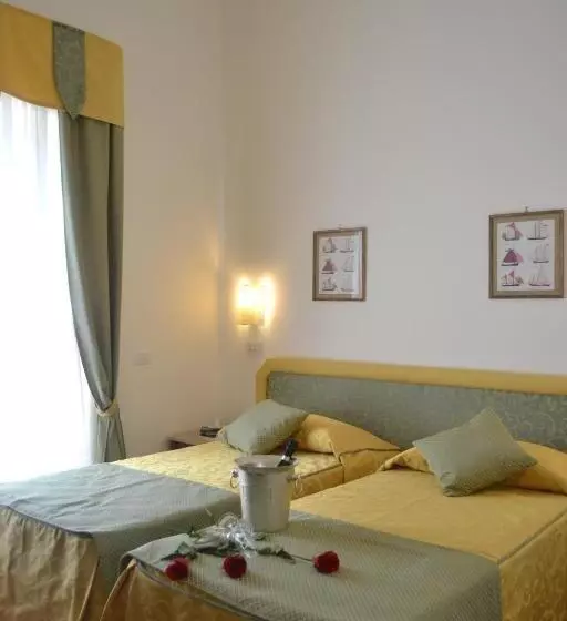 Отель Royal Hills