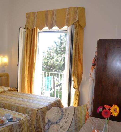 בית מלון כפרי Royal Hills