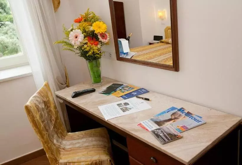 Отель Royal Hills