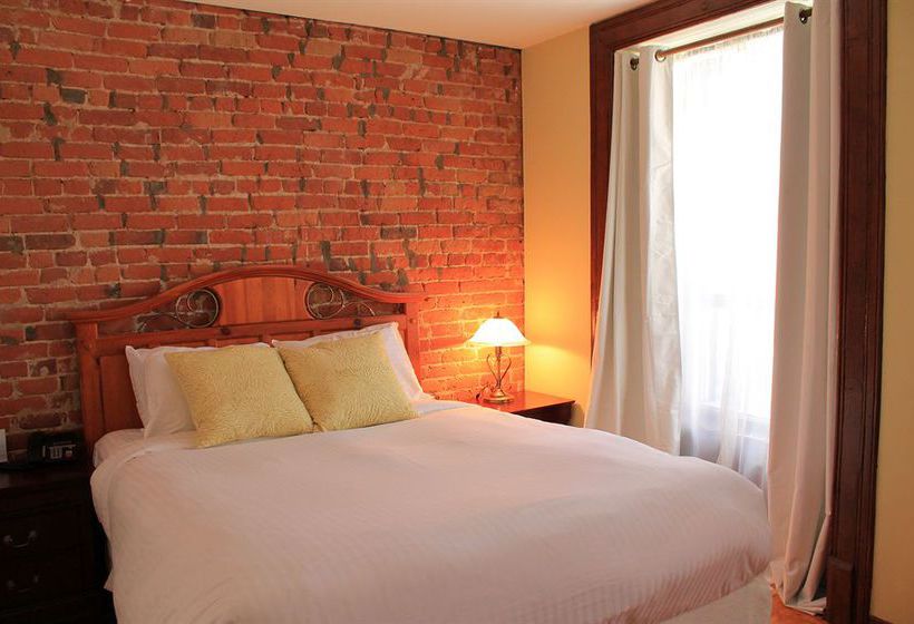 فندق ريفى Auberge de la Place Royale