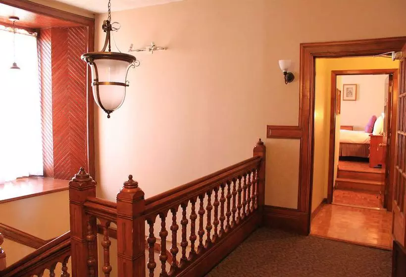 乡村酒店  Auberge de la Place Royale