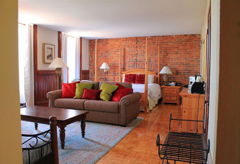 فندق ريفى Auberge de la Place Royale