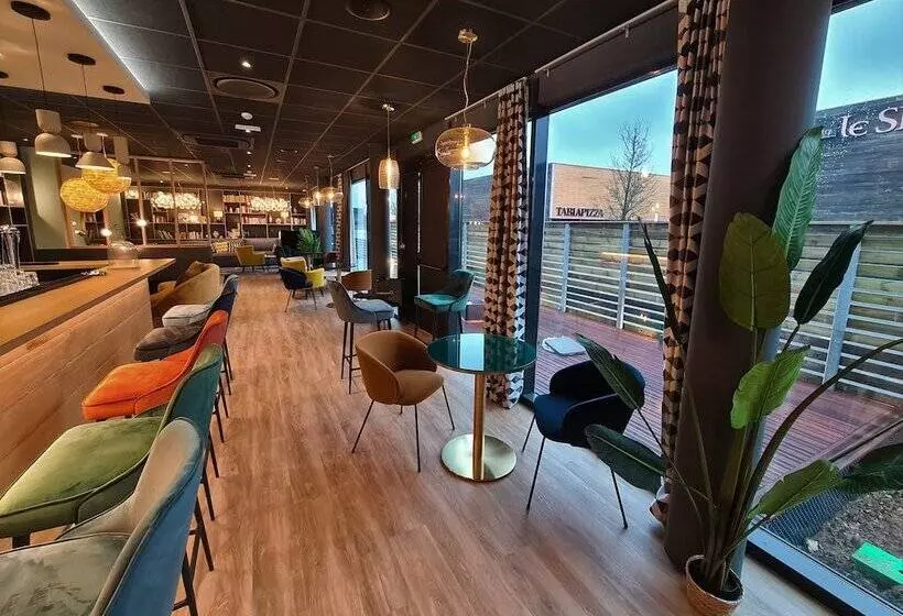 هتل Padja Hôtel & Spa Vannes