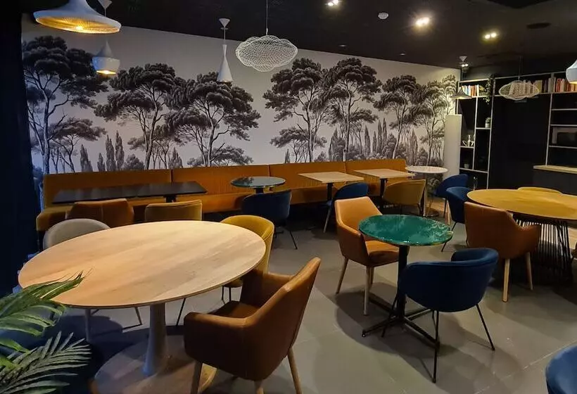 هتل Padja Hôtel & Spa Vannes