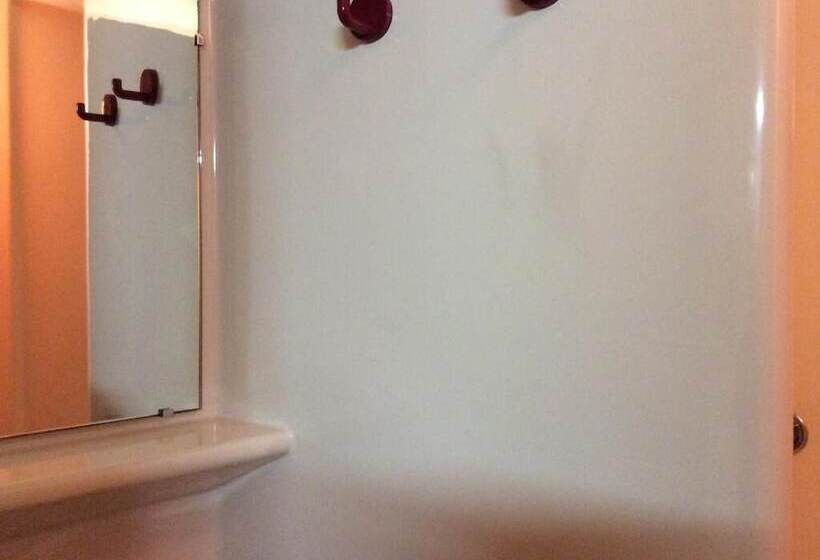 Lemon Hotel Saint Omer