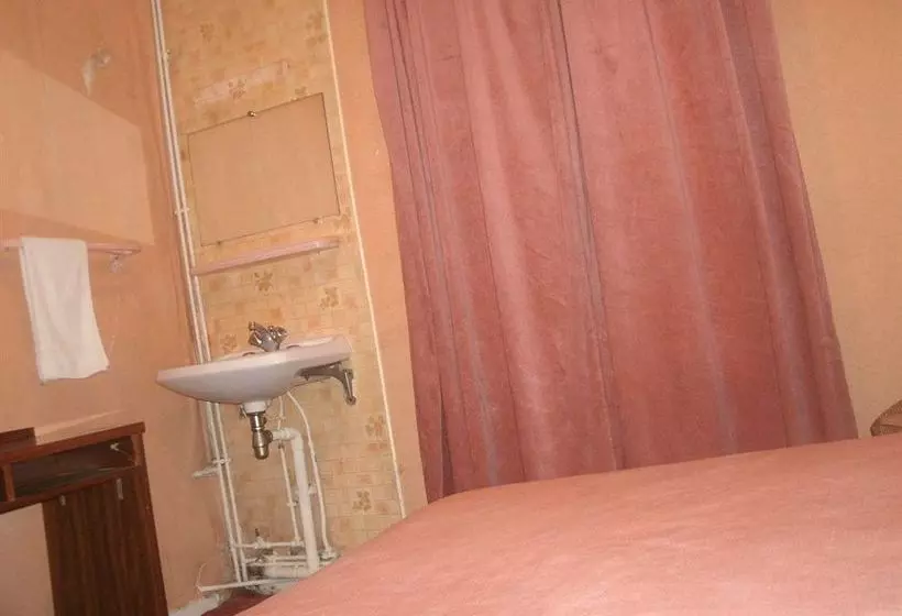 Saint Pierre Hotel Paris