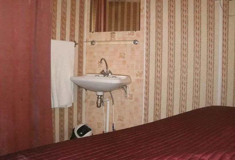 Saint Pierre Hotel Paris