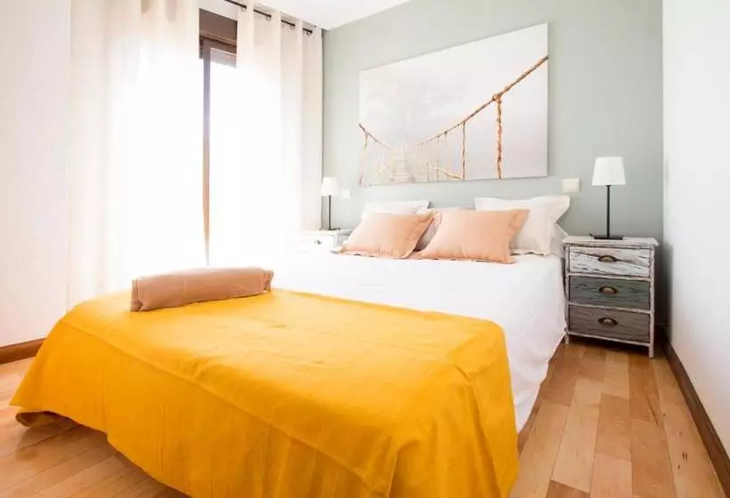 Apartamentos Adelfas