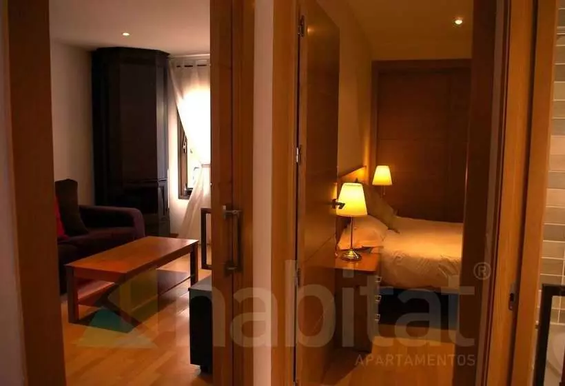 Apartamentos Habitat Premier