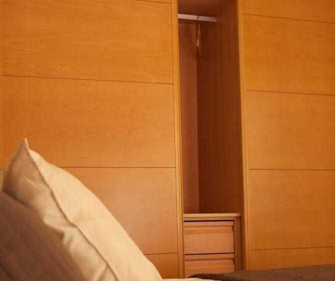 Apartamentos Habitat Premier