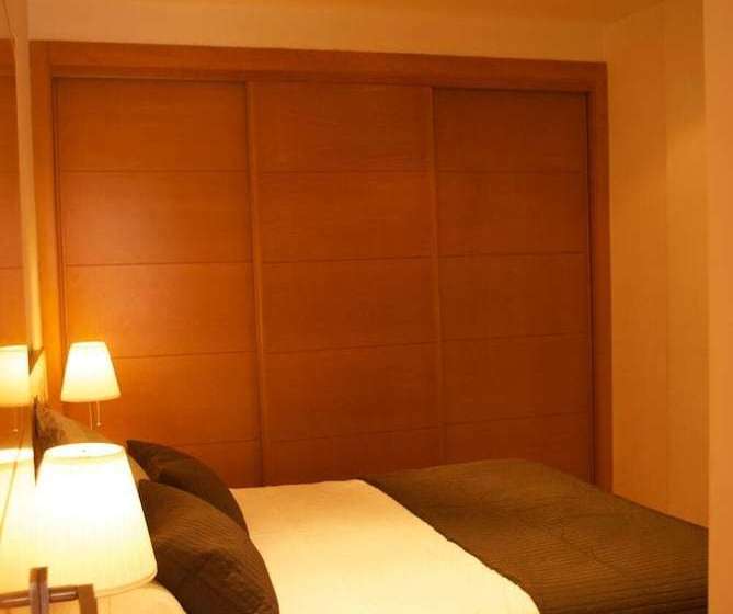 Apartamentos Habitat Premier