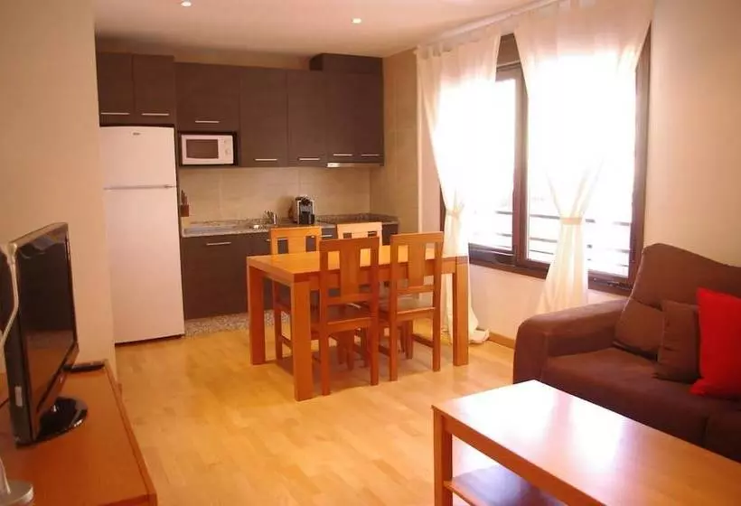 Apartamentos Habitat Premier