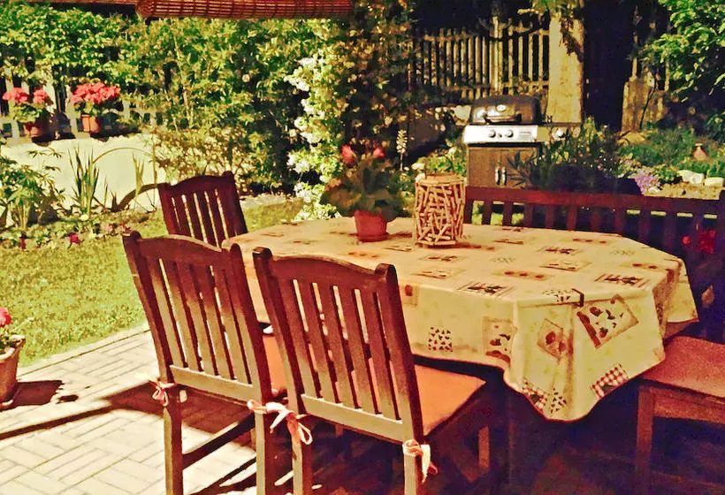 تختخواب و صبحانه Cascina Bella Vista