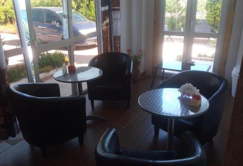 צימר Il Mirto E La Rosa