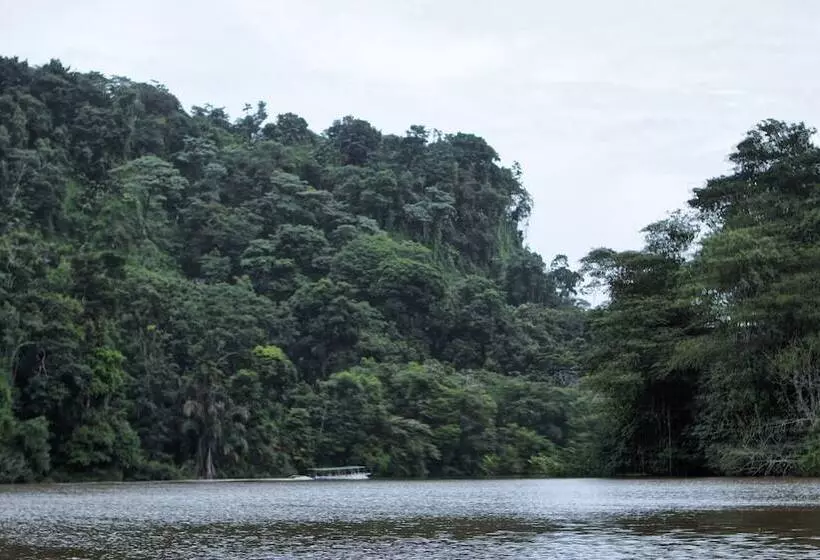 בית מלון כפרי Aninga Lodge
