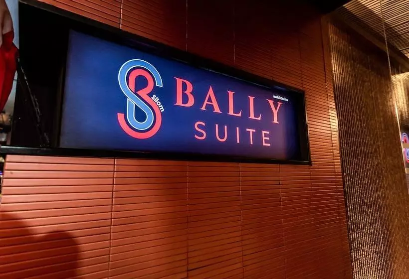 בית מלון כפרי Bally Suite Silom