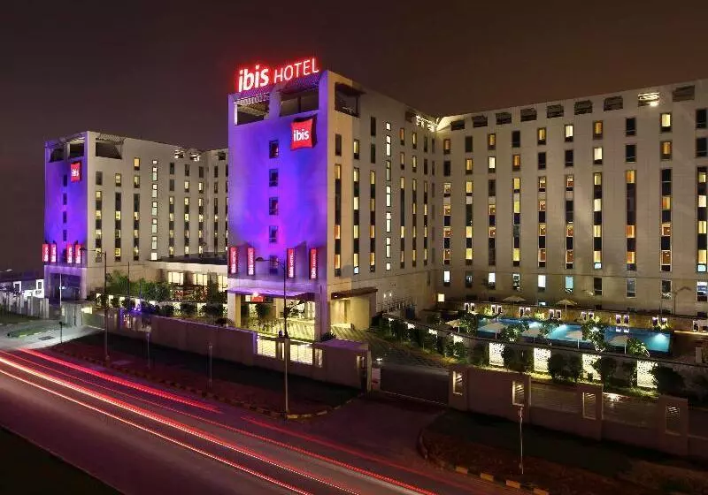 בית מלון כפרי Ibis New Delhi Aerocity   An Accor Brand