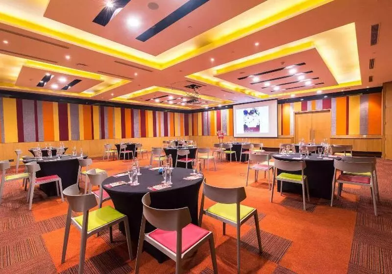 בית מלון כפרי Ibis New Delhi Aerocity   An Accor Brand