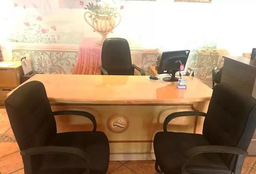 هتل La Rosa, Jaffair