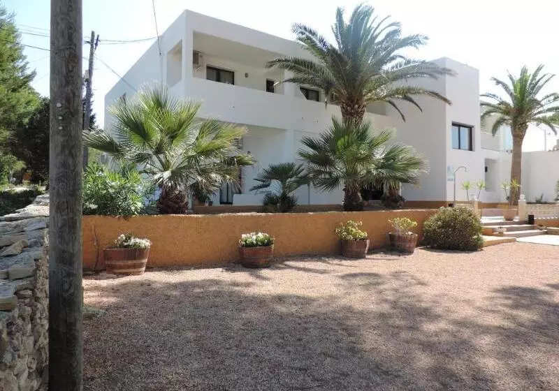 בית מלון כפרי Lago Dorado  Formentera Break