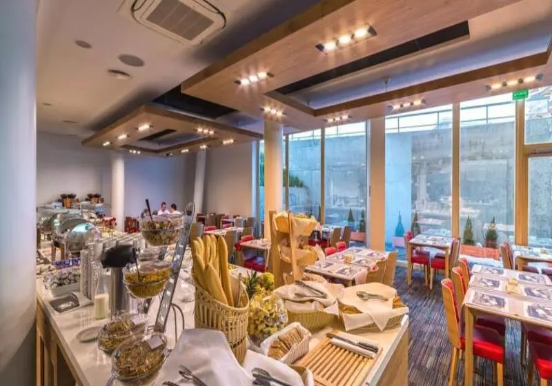 בית מלון כפרי Nosalowy Dwor