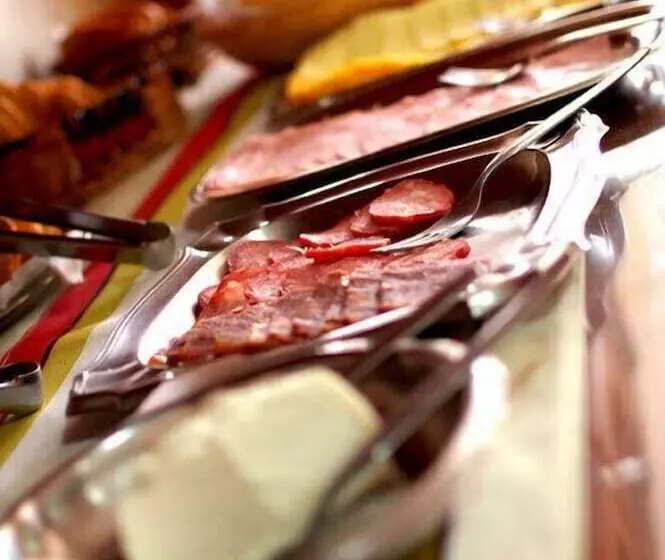 Oscar Palace Hotel Centro De Tubarão