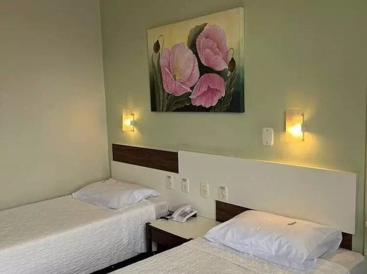 Oscar Palace Hotel Centro De Tubarão