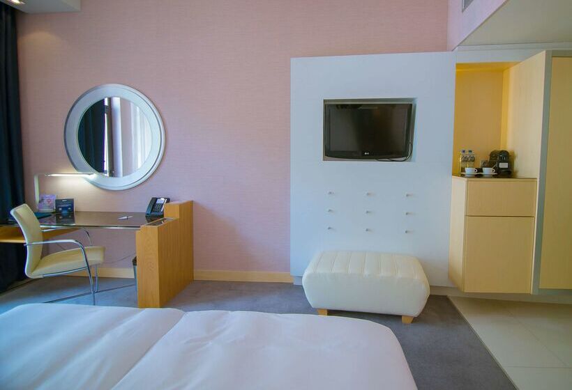 فندق Radisson  Rosa Khutor